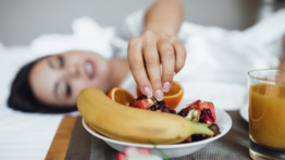Baja la glicemia al natural: alimentos que debes comer en la noche para controlar el azúcar