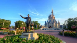 Disney suspende a trabajadores venezolanos con TPS: si no presentan residencia legal serán despedidos
