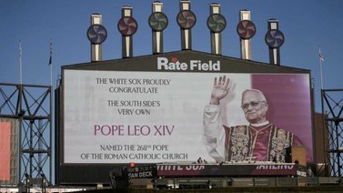 Un asiento bendecido: el homenaje de los Medias Blancas al papa León XIV