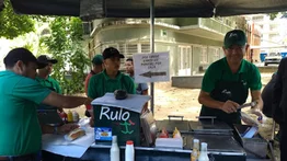 2001online - Caracas- perros calientes