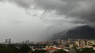 Primera onda tropical de 2025 podría llegar al oriente del país este fin de semana: se extenderá a otros estados