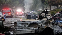 Avioneta se estrella en vecindario de San Diego: dejó varios muertos