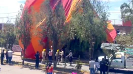 Globo aerostático se desploma en Teotihuacán: reportan al menos 12 heridos