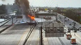 Reportan incendio de un camión cisterna en la I-595 de Florida: todos los carriles se encuentran cerrados y hay múltiples heridos