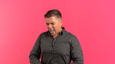 Tu estómago al borde del abismo: lo que debes o no comer si tienes úlceras