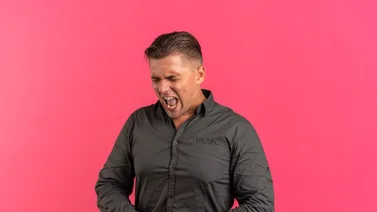 Tu estómago al borde del abismo: lo que debes o no comer si tienes úlceras
