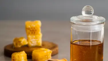 Miel: el oro líquido que el cabello pide a gritos para mantenerse hidratado Miel: el oro líquido que el cabello pide a gritos para mantenerse hidratado