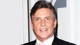 Víctor Cámara se integra al elenco de Velvet El Nuevo Imperio en Telemundo