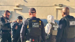 ICE detiene a inmigrantes en Los Ángeles: quedan incomunicados al no recordar números de familiares