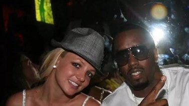 Revelan que Britney Spears asistió a fiesta de P. Diddy horas antes de su fallida presentación en los VMAs 2007