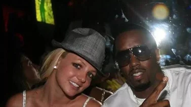 Revelan que Britney Spears asistió a fiesta de P. Diddy horas antes de su fallida presentación en los VMAs 2007