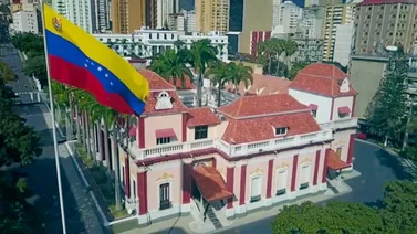 Venezuela alerta a sus ciudadanos para que no viajen a Estados Unidos