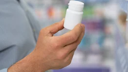 2001ONLINE - ESTADOS UNIDOS - MEDICAMENTOS HURACÁN HELENE