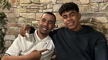 Polémica "revelación" del padre de Lamine Yamal: este sería el multimillonario sueldo de la estrella culé Polémica "revelación" del padre de Lamine Yamal: este sería el multimillonario sueldo de la estrella culé