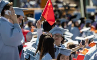 Trump suspende nuevas entrevistas para extranjeros: también revocará visas a estudiantes chinos