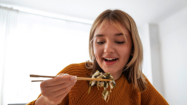 Añade esta proteína a tu receta china favorita: sabor y nutrición en un solo plato