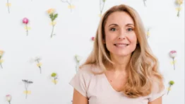 Vitaminas antienvejecimiento: esto pueden hacer por tus células para lucir más joven