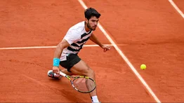 Roland Garros: ¿Alcaraz imparable o Dzumhur dará la gran sorpresa?