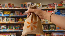 Fiscal de Nueva York multa a Walmart por vender pistolas de juguete con apariencia realista