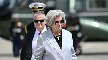 Detienen a hombre que se hizo pasar por la jefa de gabinete de la Casa Blanca: usaba Inteligencia Artificial Detienen a hombre que se hizo pasar por la jefa de gabinete de la Casa Blanca: usaba Inteligencia Artificial