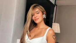 Karol G se convirtió en princesa otra vez: la Bichota desempolvó sus fotos de 15 años y conmovió a sus fans 
