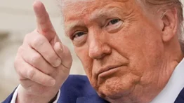 El consejo que le da Trump a Macron tras la bofetada de su esposa