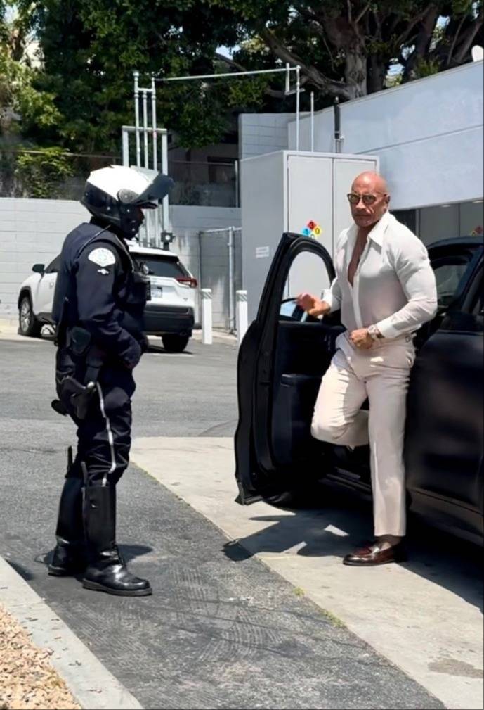 ¡Ni la fama lo salvó! La razón por la que Dwayne Johnson fue detenido en Hollywood