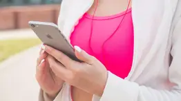 ¿Vives en Miami-Dade? No abras este mensaje de texto de infracción de tránsito: llega a tu celular desde este número 