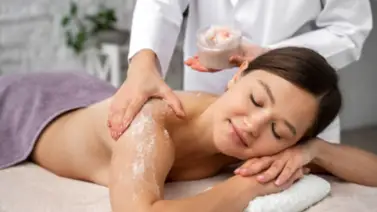 Exfoliación natural para una piel radiante: renueva tu imagen en simples pasos Exfoliación natural para una piel radiante: renueva tu imagen en simples pasos