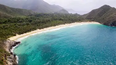 Se fue a las playas de Aragua y dejó a sus hijos solos: un familiar la delató ante las autoridades Se fue a las playas de Aragua y dejó a sus hijos solos: un familiar la delató ante las autoridades