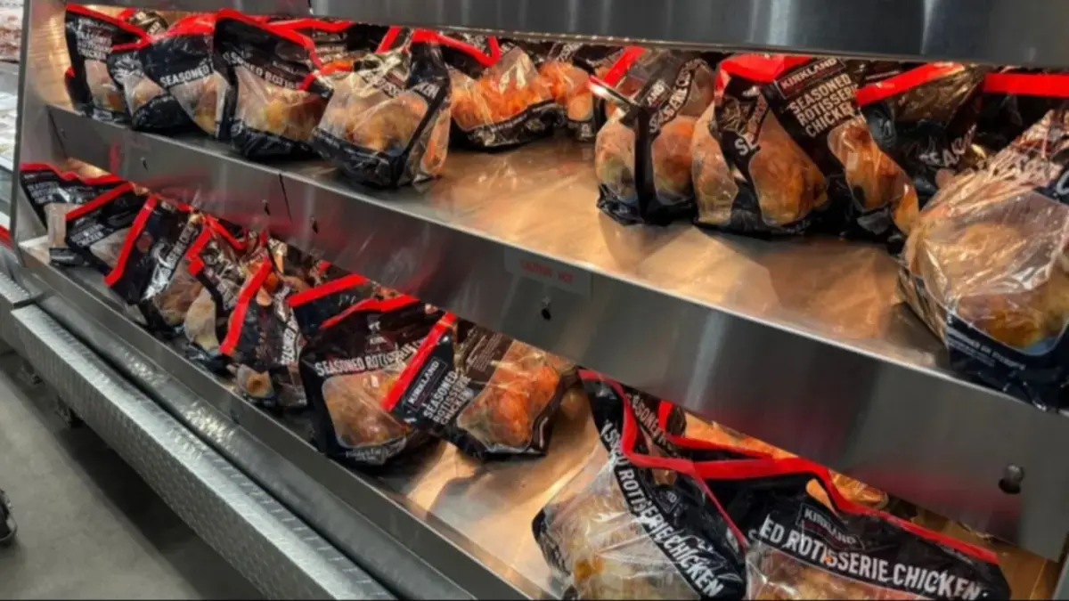 EEUU: el peligro oculto detrás del pollo rostizado de oferta en los grandes supermercados