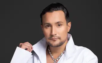 Conoce al periodista venezolano postulado a los Premios Ícono 2026 
