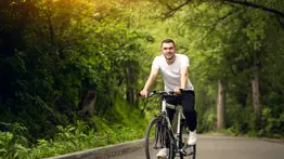 ¿Por qué manejar bicicleta?: Entérate cuáles son los beneficios de esta práctica en diferentes aspectos de la vida 
