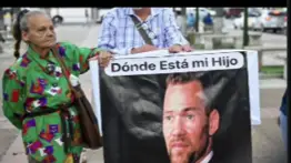 Madre de Víctor Hugo Quero visitó la fosa común donde está su hijo: IMÁGENES