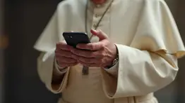 El Papa León no pudo desbloquear su cuenta bancaria en EEUU: la empleada no le creyó y le colgó