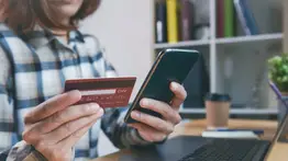 Nuevo control bancario en EEUU afecta transferencias superiores a $1.000: detalles