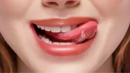 El mito del alivio instantáneo: por qué humedecer los labios con saliva acelera su deterioro