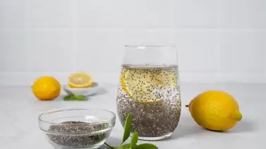 Beber agua de chía en ayunas: ¿Sabes para qué sirve y quiénes pueden consumirla? Beber agua de chía en ayunas: ¿Sabes para qué sirve y quiénes pueden consumirla?
