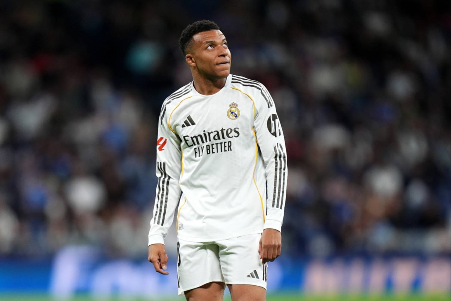 Tensión en el Bernabéu: el madridismo abuchea a Kylian Mbappé Tensión en el Bernabéu: el madridismo abuchea a Kylian Mbappé