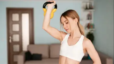 En casa y sin gastar en gimnasios: el método más eficaz contra la flacidez en los brazos En casa y sin gastar en gimnasios: el método más eficaz contra la flacidez en los brazos