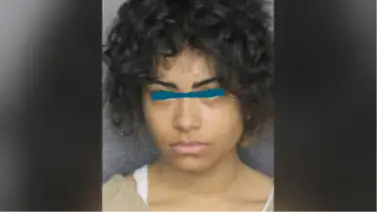 Mujer de Fort Lauderdale: acusada por enviar mensajes sexuales y de incitar a autolesionarse a un menor Mujer de Fort Lauderdale: acusada por enviar mensajes sexuales y de incitar a autolesionarse a un menor