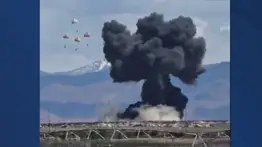 En video: dos aeronaves militares chocan durante exhibición en EEUU