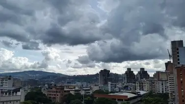 Vaguada y perturbación atmosférica chocan en Venezuela: Inameh alerta por fuertes lluvias este viernes 22 de mayo Vaguada y perturbación atmosférica chocan en Venezuela: Inameh alerta por fuertes lluvias este viernes 22 de mayo