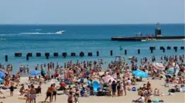 Regreso al lago: Chicago reabre sus 22 "playas" por el Memorial Day