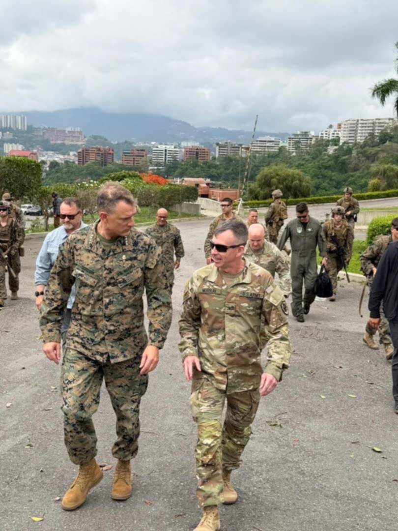 Jefe del Comando Sur de EEUU participó en el simulacro de evacuación en Caracas: detalles 