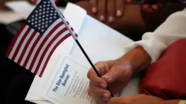 Cuántos años deben vivir los migrantes en Estados Unidos para obtener la ciudadanía en 2026 Cuántos años deben vivir los migrantes en Estados Unidos para obtener la ciudadanía en 2026