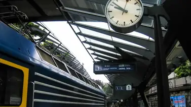 Tres heridos en un ataque con cuchillo en una estación de tren en Suiza: el atacante gritaba una frase religiosa en idioma árabe Tres heridos en un ataque con cuchillo en una estación de tren en Suiza: el atacante gritaba una frase religiosa en idioma árabe