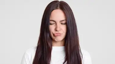 ¡Sin químicos! Despídete de la grasa en el cabello con este ingrediente rico en vitaminas que tienes en casa ¡Sin químicos! Despídete de la grasa en el cabello con este ingrediente rico en vitaminas que tienes en casa
