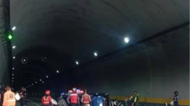 Reportan volcamiento de vehículo en el túnel La Planicie este 1 de junio: registran tres lesionados