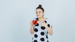 Un té milagroso para beber en ayuna: desintoxica el hígado y mejora la circulación sanguínea